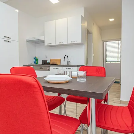 Apartamento Beach Front Apartment In Brodarica With Wifi Brodarica (Sibenik-Knin)